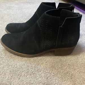 Black Kenzie ankle boots